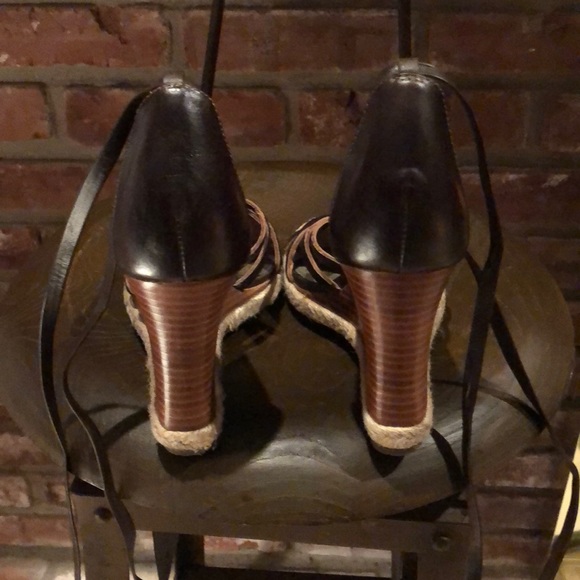 BEBE wedge shoes - Picture 2 of 5